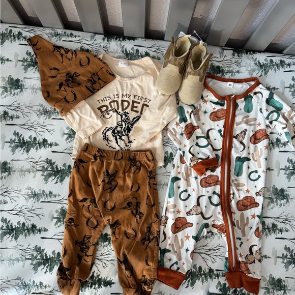 Baby Boy Western Rodeo Cowboy Boots Texas Baby Clothing Bundle Sz 6 Months - Picture 3 of 6